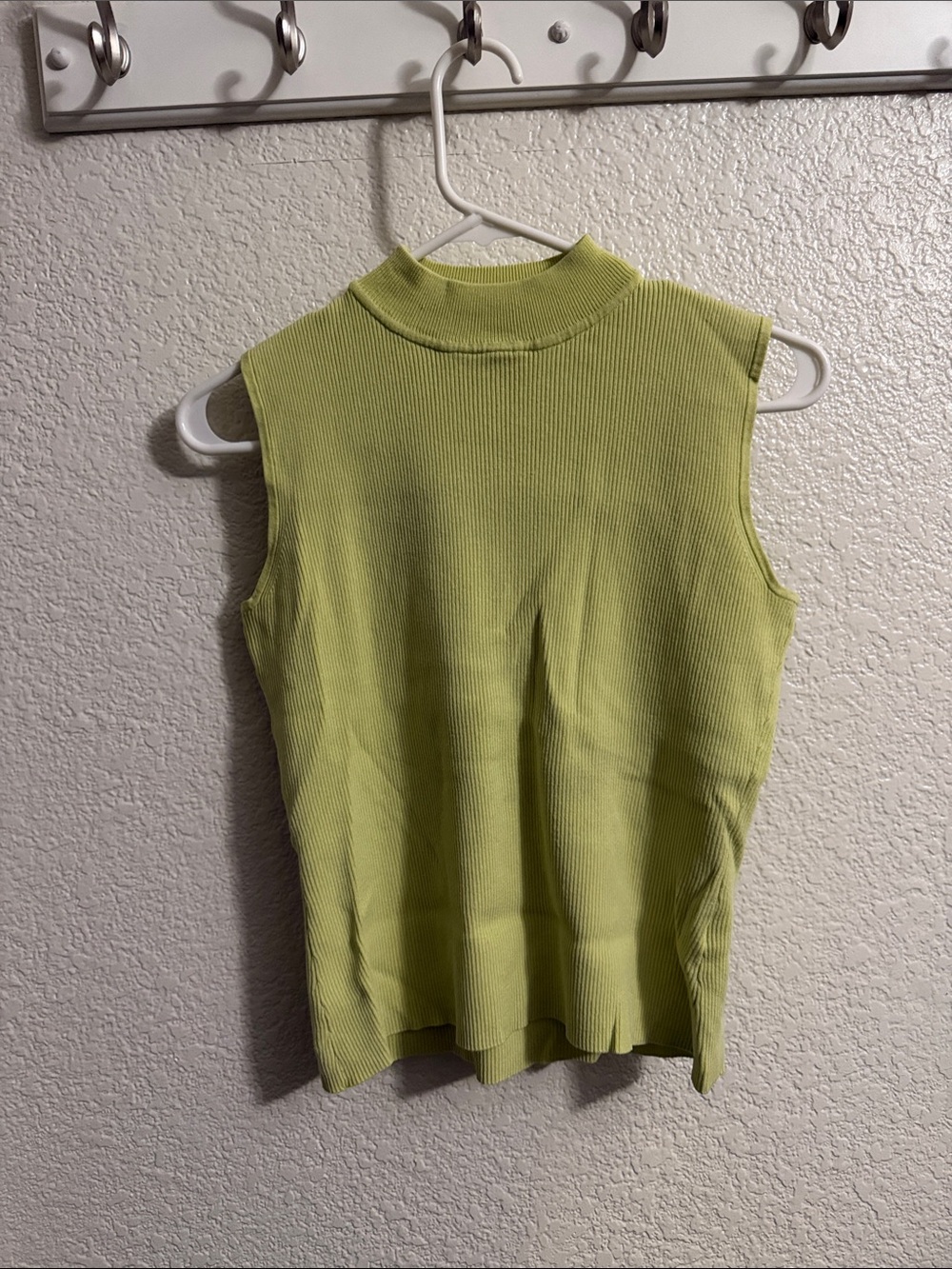 Ribbed August Silk Sleeveless Tank Top - Lime Green